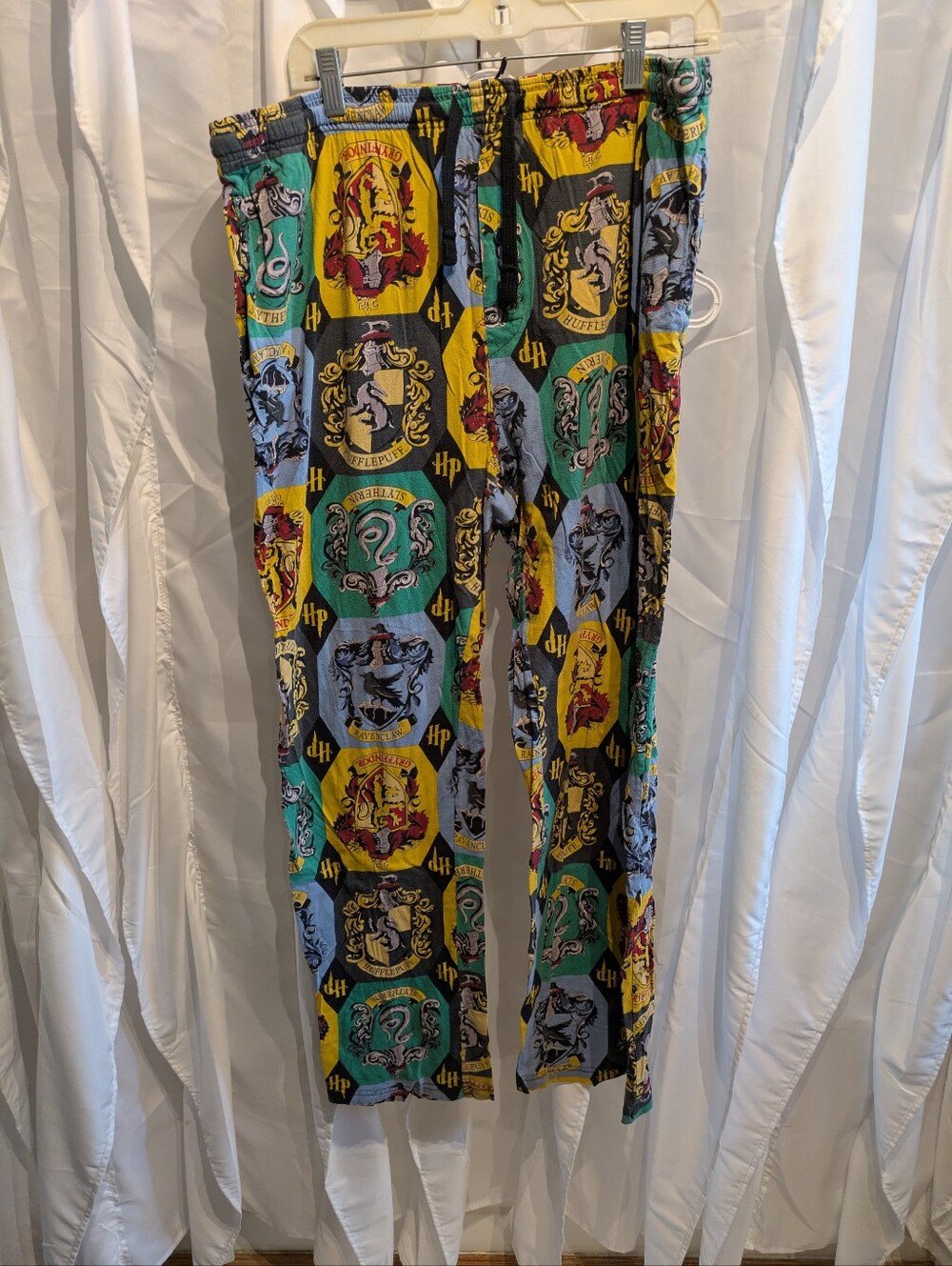 D1 Harry Potter Hogwarts House Crest All Over Print Pajama Lounge Pants - 2XL